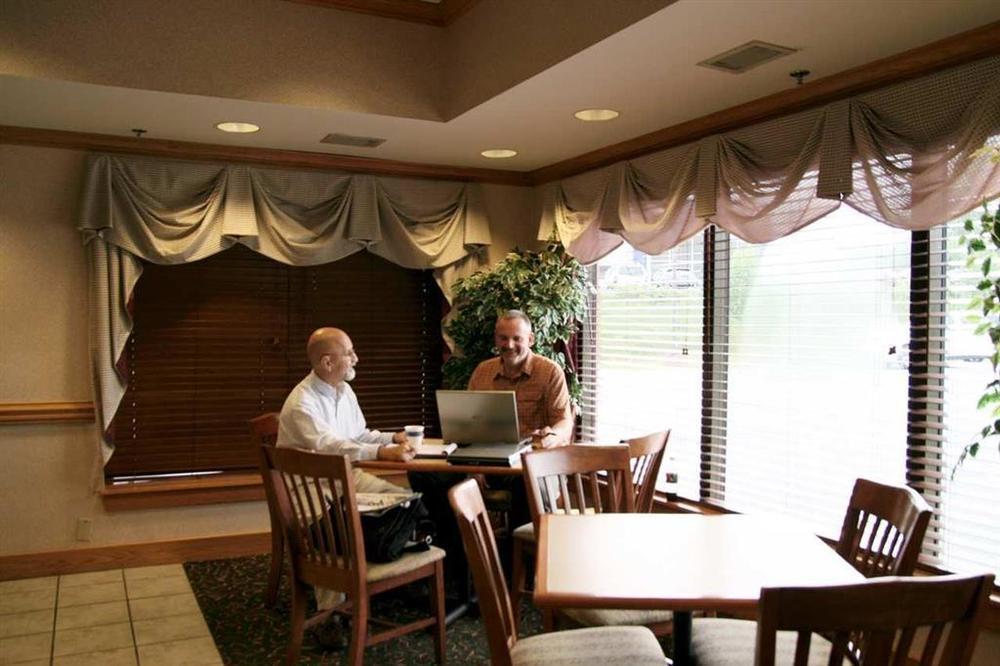 Hampton Inn וויט ריבר ג'אנקשן מסעדה תמונה