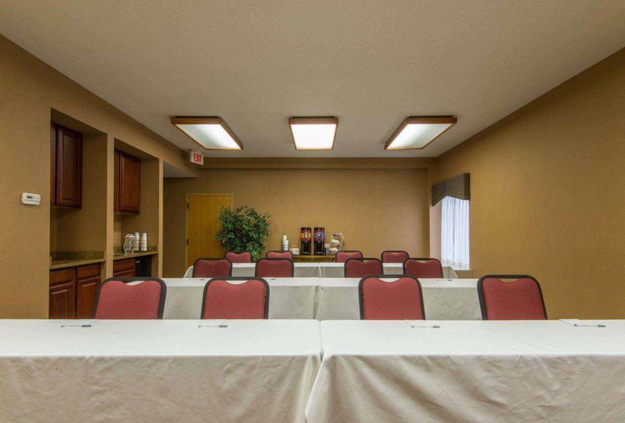 Hampton Inn וויט ריבר ג'אנקשן מראה חיצוני תמונה